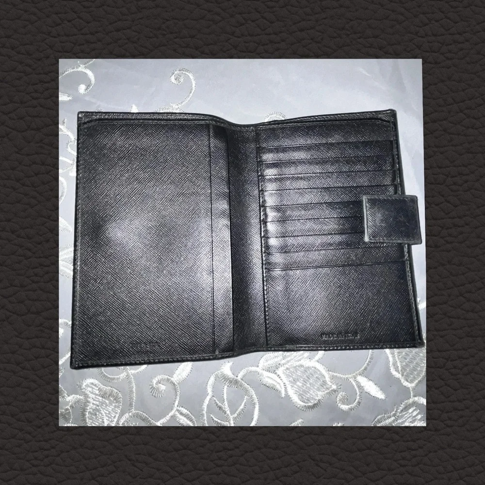 Prada Black Saffiano Leather Wallet Clutch - Picture 7 of 10